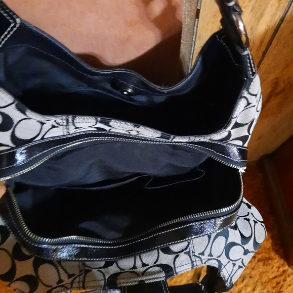 Authentic Coach Handbag - Picture 2 of 3